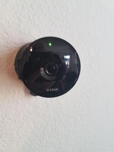 D-Link 936L Wi-Fi Camera attached in wall