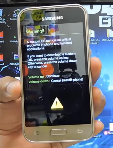 Samsung Galaxy J1 mini Download Mode Warning screen