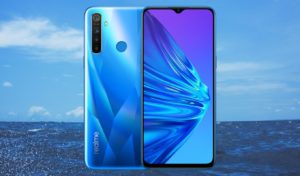 Realme 5 with Sea Water Background