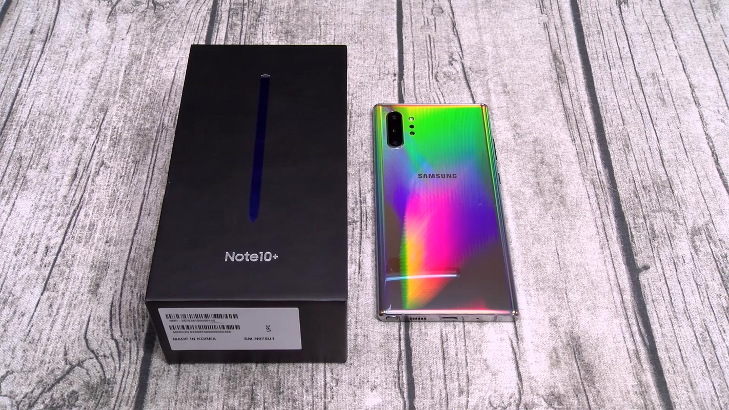 Samsung Galaxy Note 10 Plus on the Wooden Table