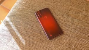 motorola one hyper on the couch