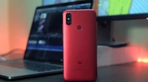 Xiaomi Mi A2 Near Macbook Pro