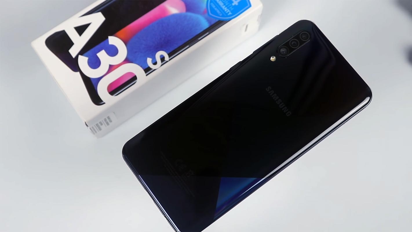 Samsung Galaxy A30s with Retail Box