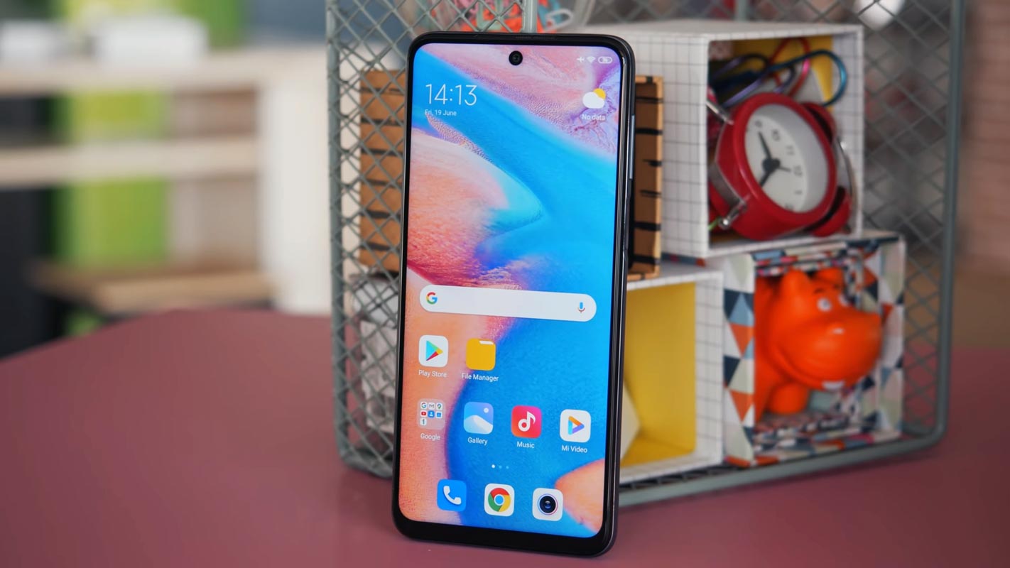 Redmi Note 9 Pro Max unlocked screen on the table