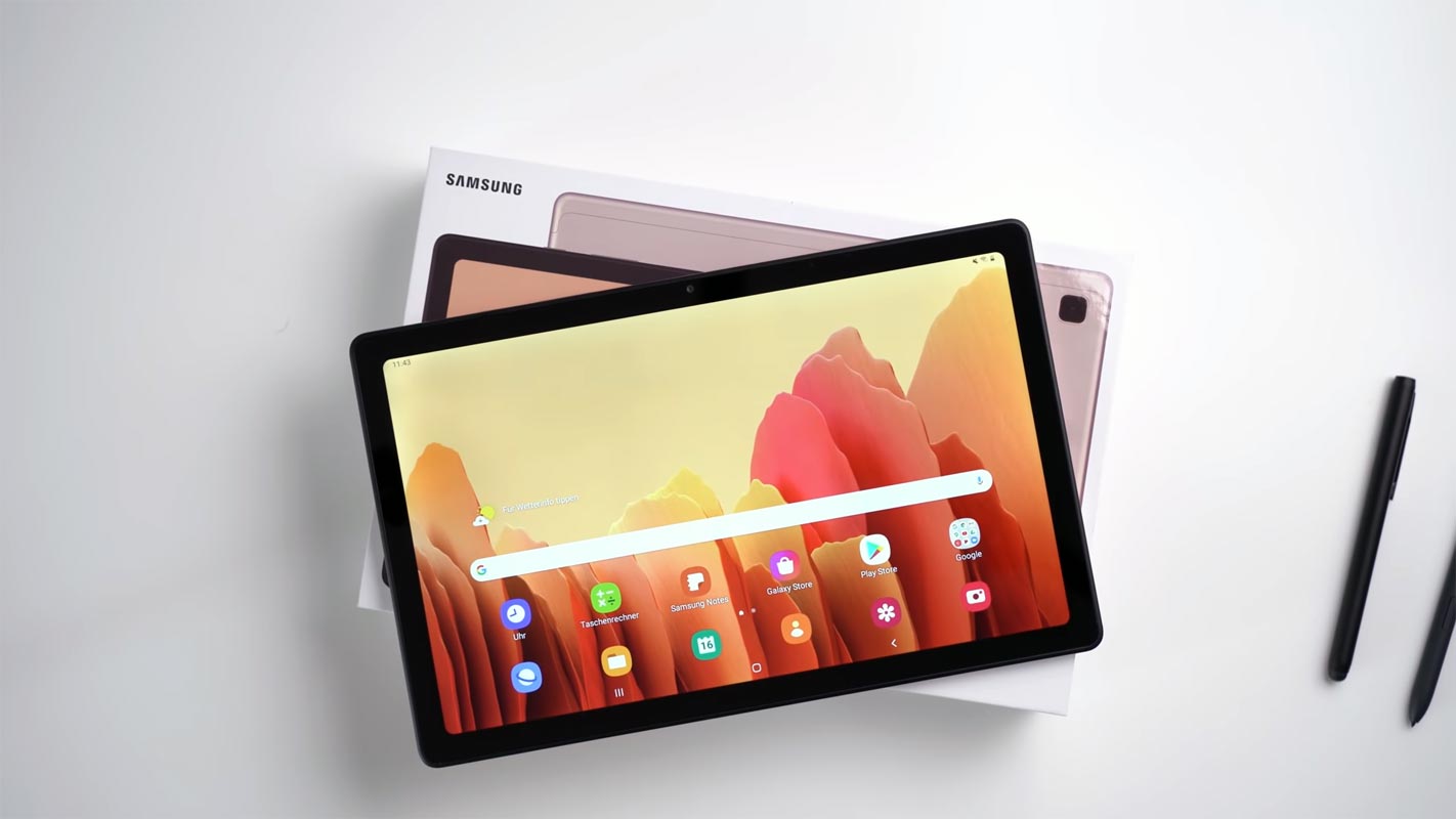 Samsung Galaxy Tab A7 10.4 2020 with retail box