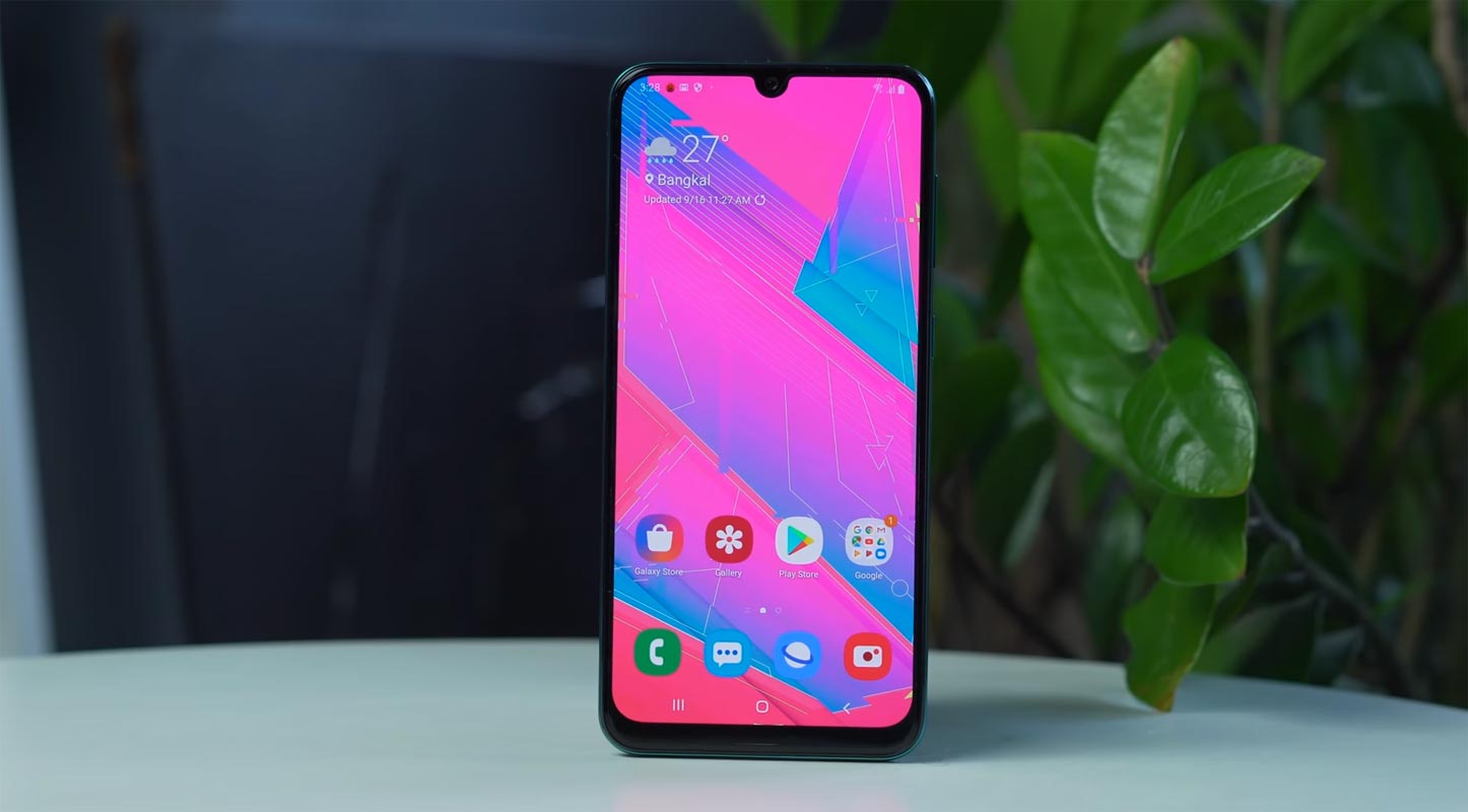 Samsung Galaxy A50s Home Screen on the Table