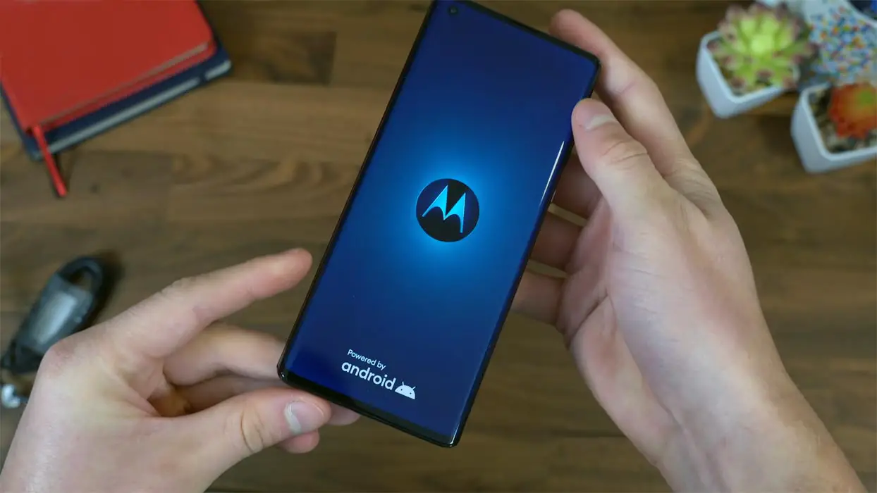 Motorola Moto Edge Plus Boot Logo Screen