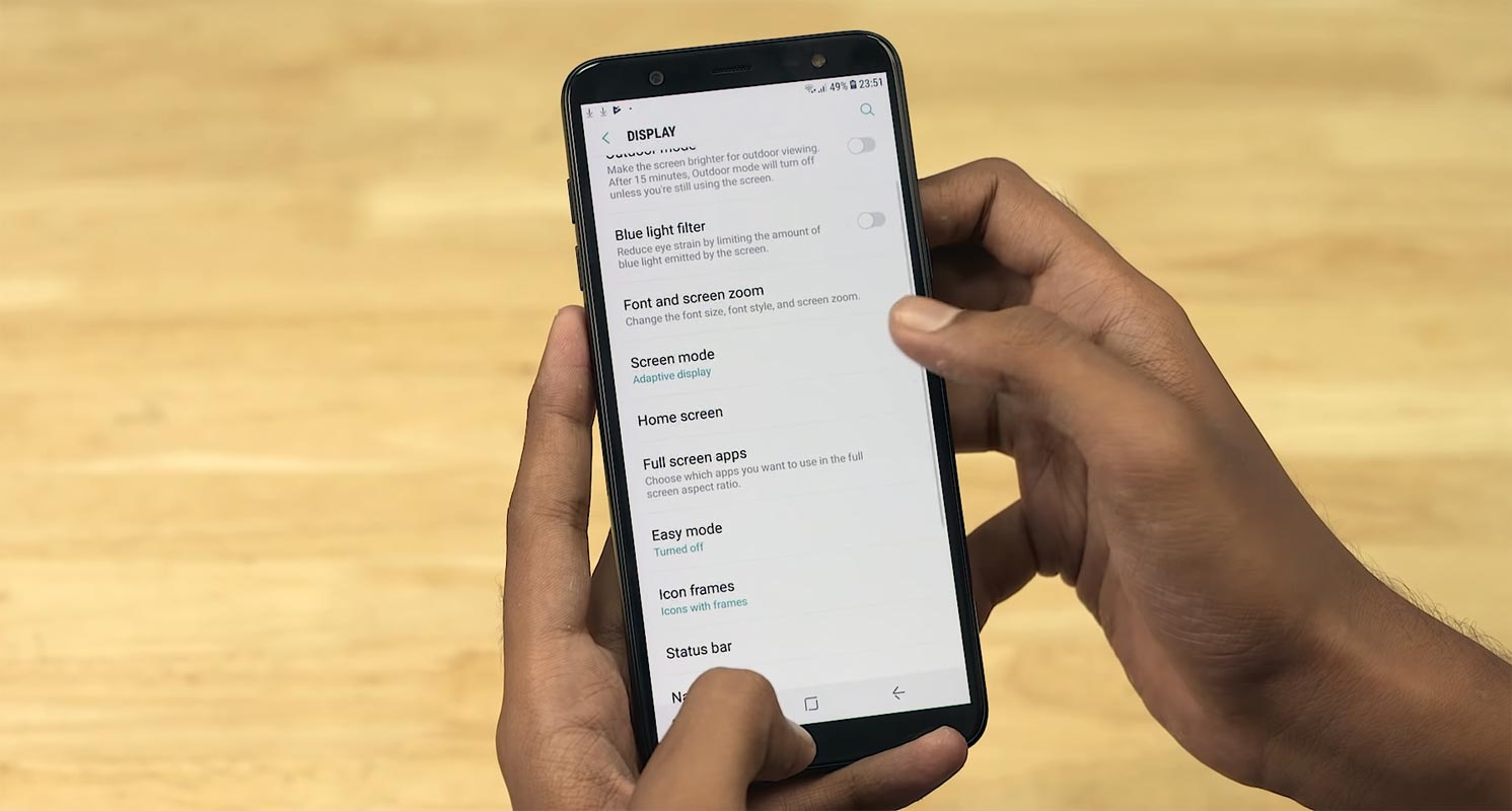 Samsung Galaxy J8 Display Modes Settings