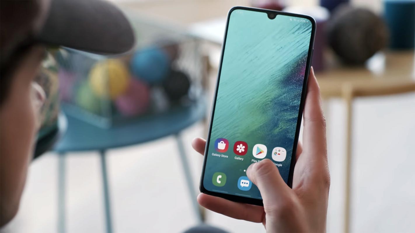 Samsung Galaxy A70 Unlocked Home Screen in Hand