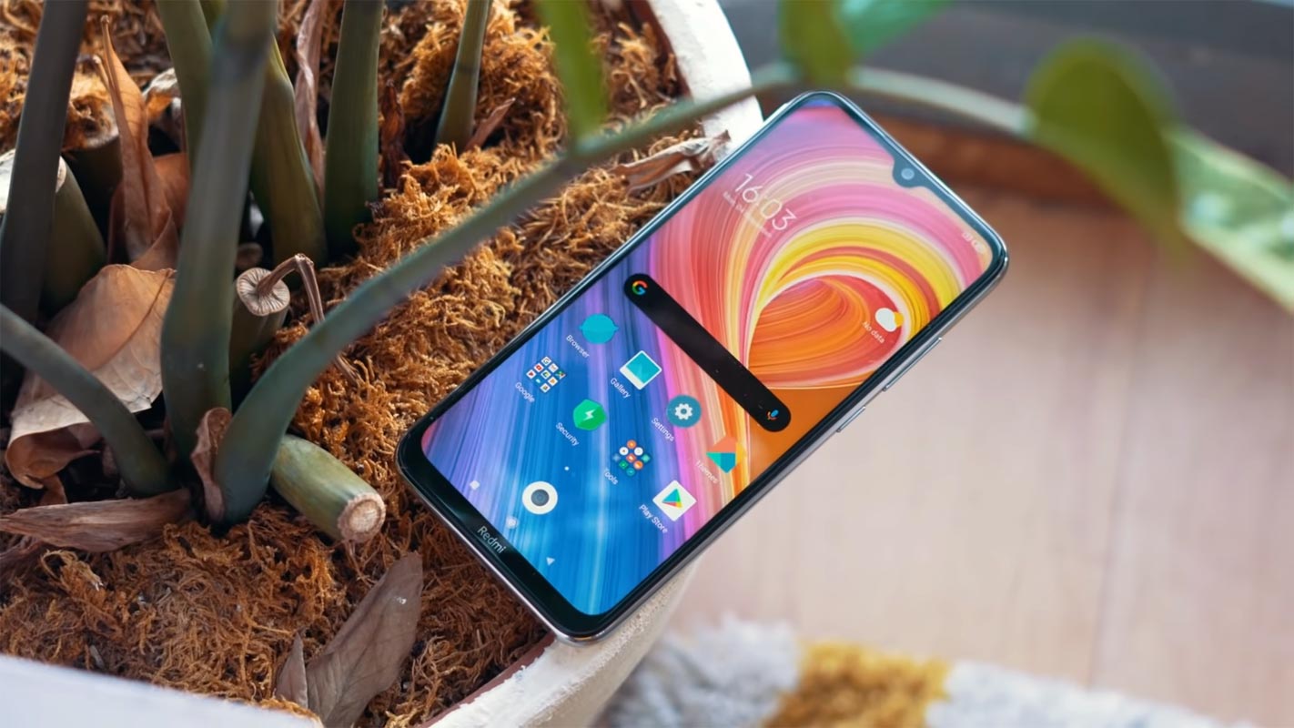 Redmi Note 8 Home Screen with Small Plants