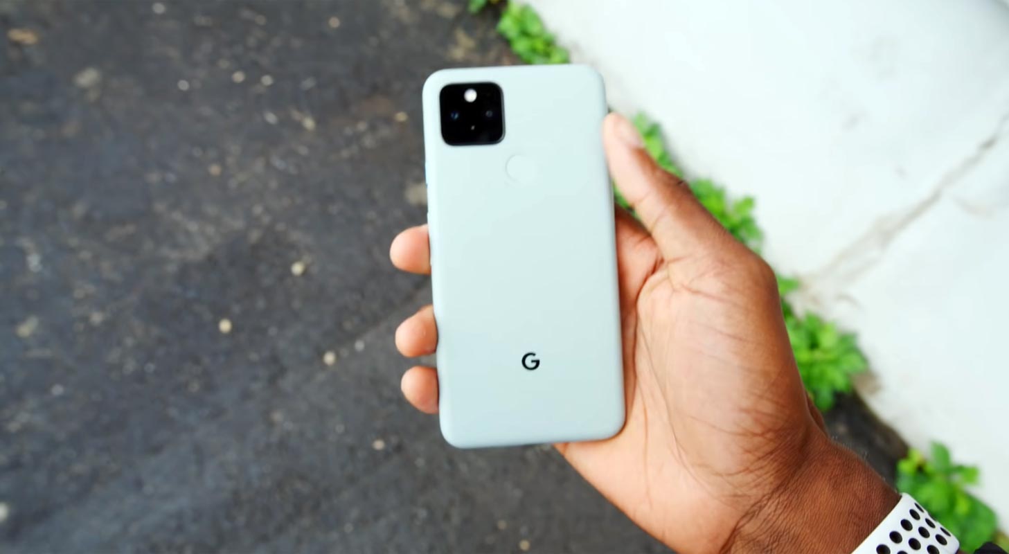 Googel Pixel 5 Rear Side in hand