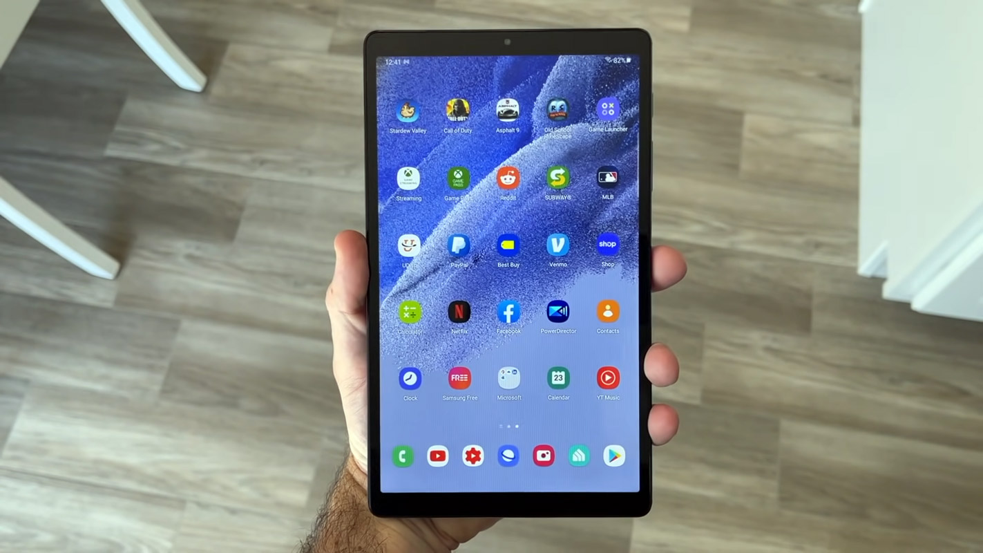 samsung galaxy tab a7 lite menu in hand