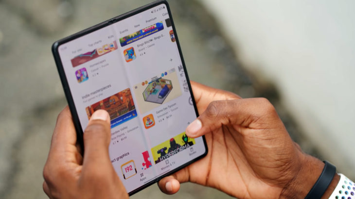 SAMSUNG GALAXY Z FOLD 3 PLAY STORE