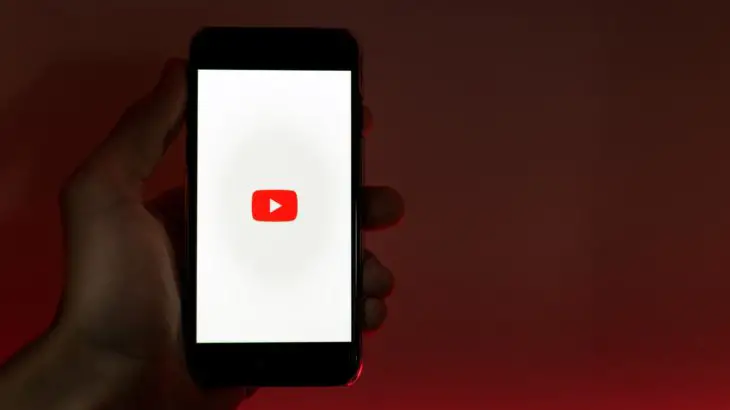 YouTube Start Screen in Mobile