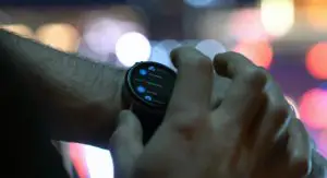 Google Smartwatch in Hand