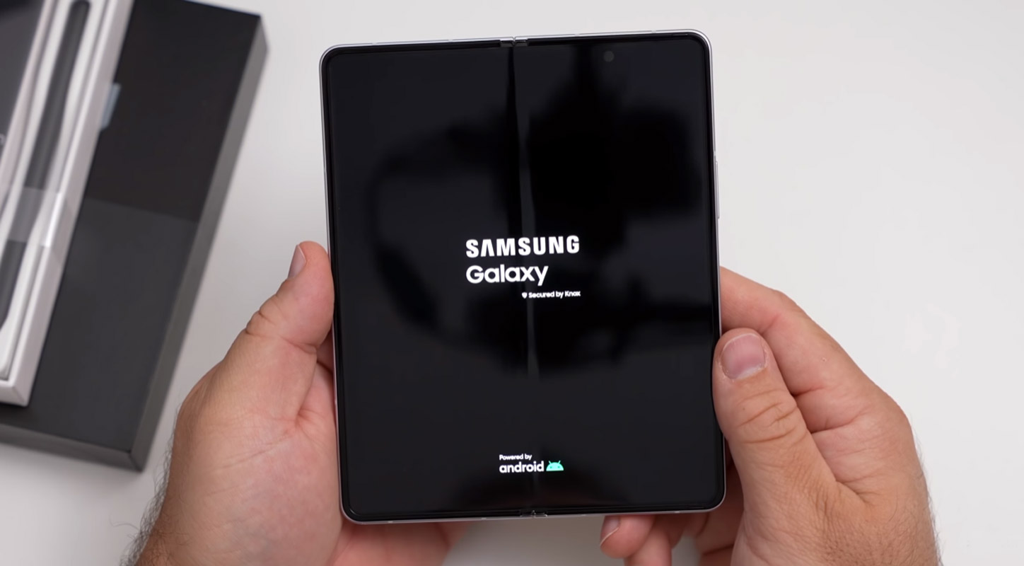 samsung galaxy z fold 3 5g boot logo