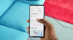 Samsung Galaxy S20 FE Weather Screen
