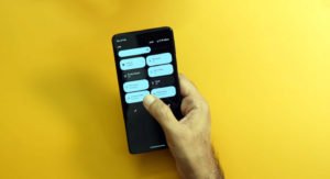 moto edge 30 pro bluetooth on