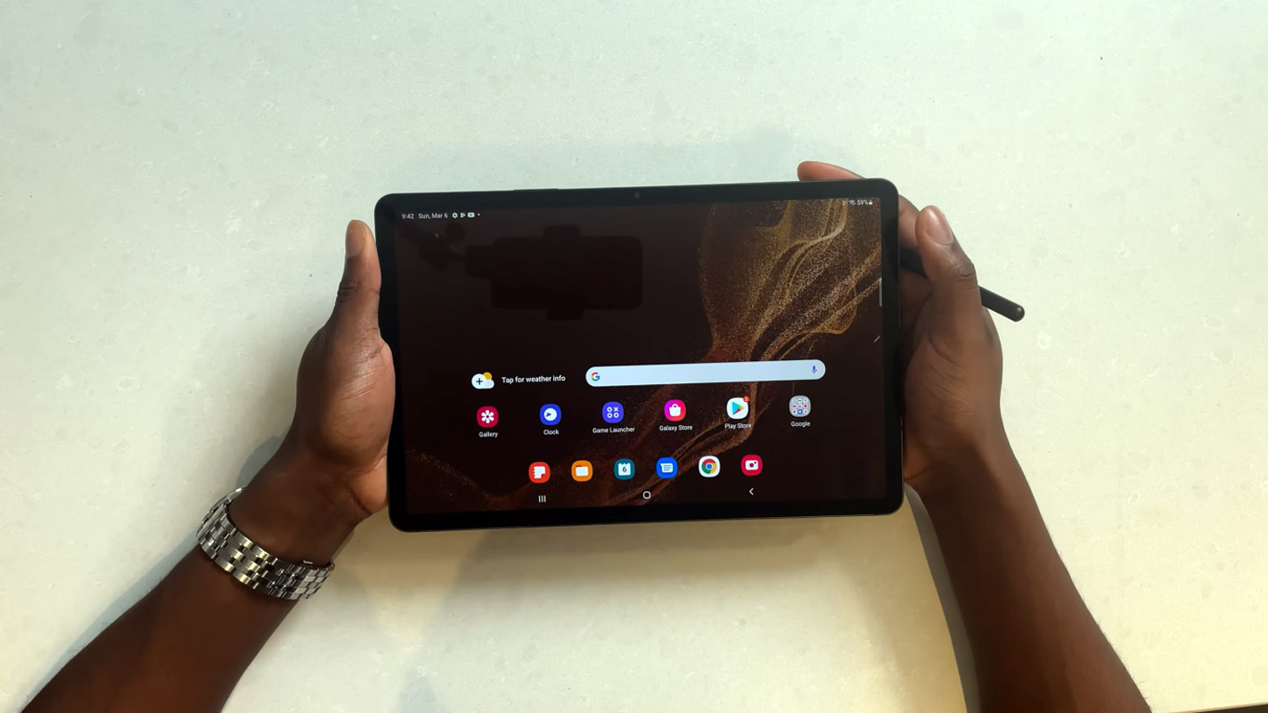 samsung galaxy tab s8 home screen