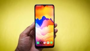 SAMSUNG GLAXY F42 5G YELLOW BACKROUND