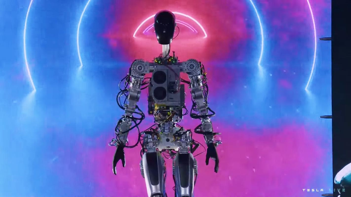 Tesla Humanoid Robot Bumble C