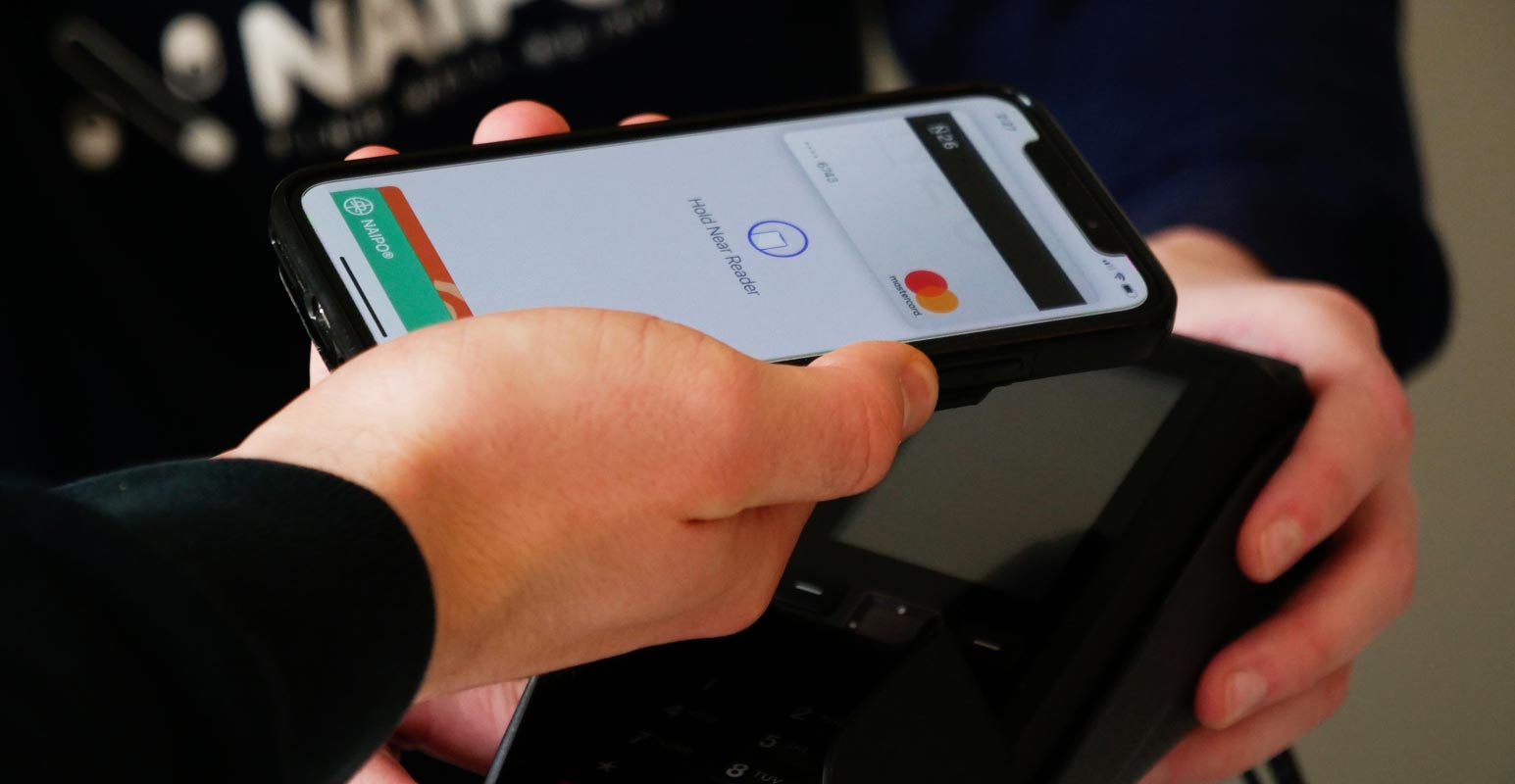 Apple iPhone Pay to Merchant