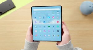 samasung galaxy z fold 4 open