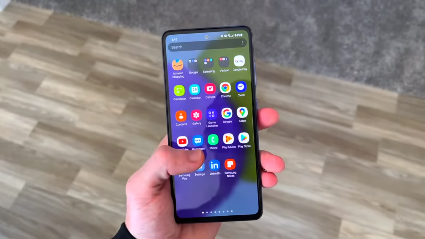 samsung-galaxy-a52-apps-menu-indoor