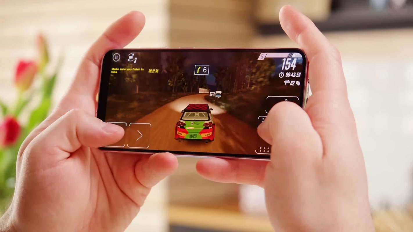 Gaming in Samsung Galaxy S23 120Hz Display