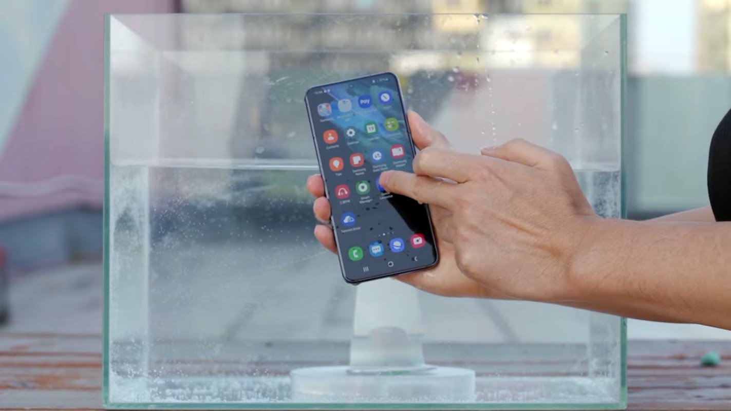 Can I Shower/Swim with Samsung Galaxy S21? Android Infotech