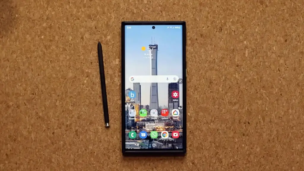 samsung galaxy s22 ultra with s pen