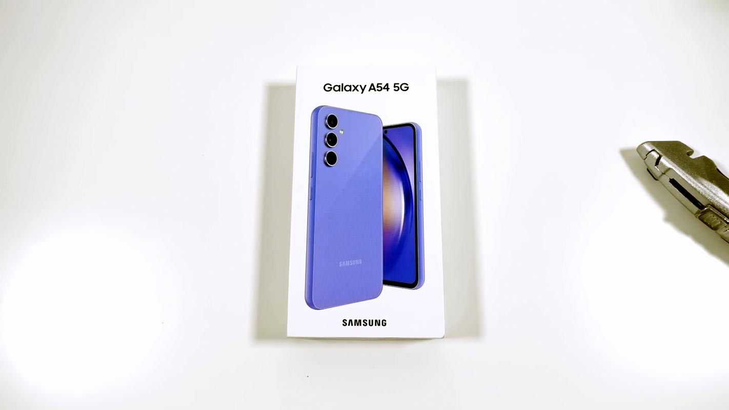 Samsung Galaxy A54 with Retail Box