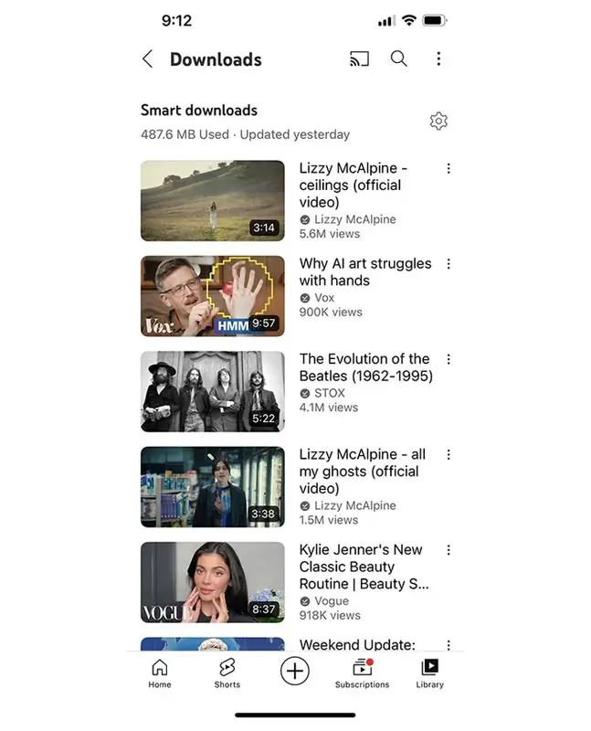 Smart Downloads YouTube Premium