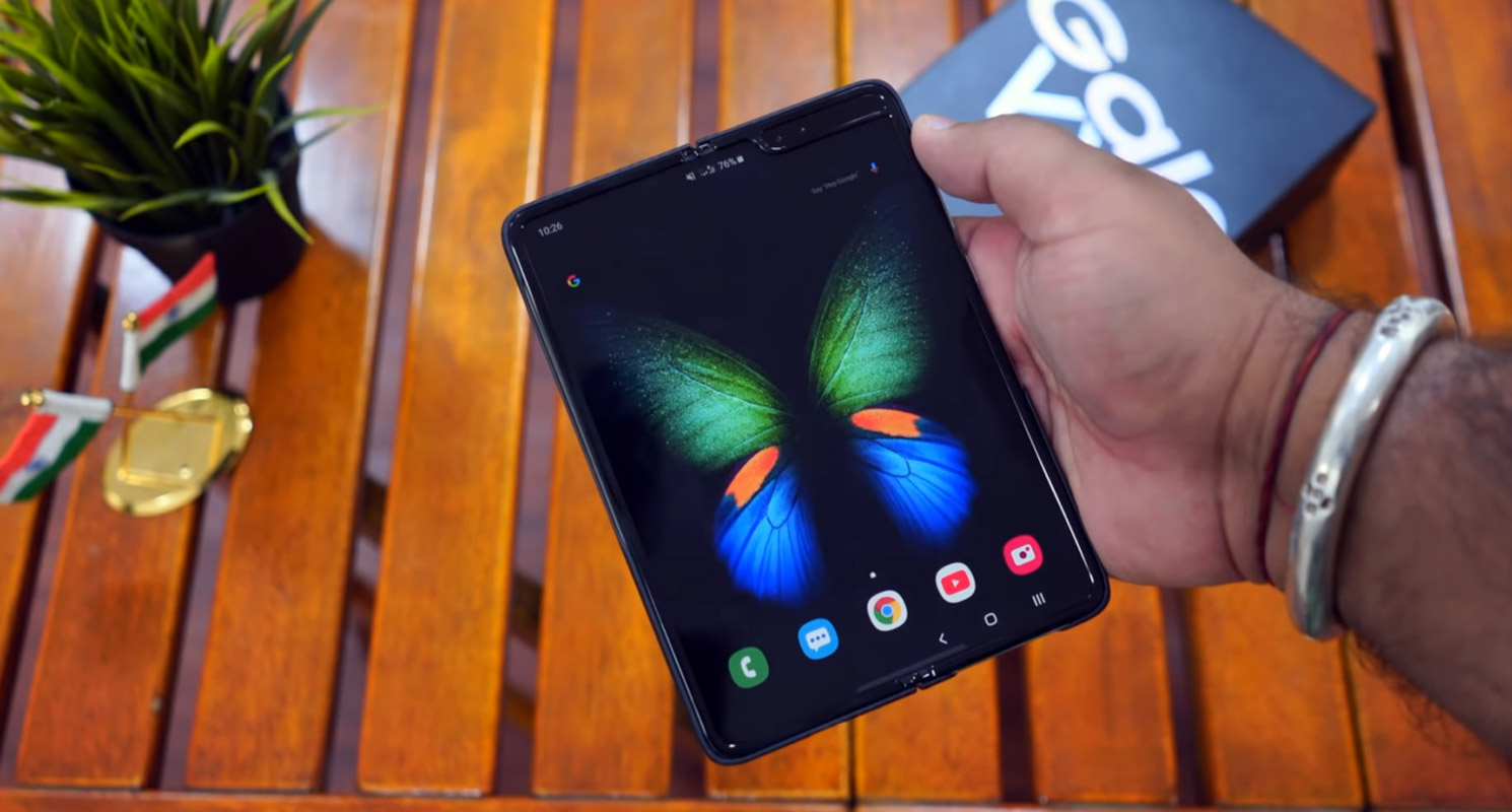 samsung galaxy fold unbox