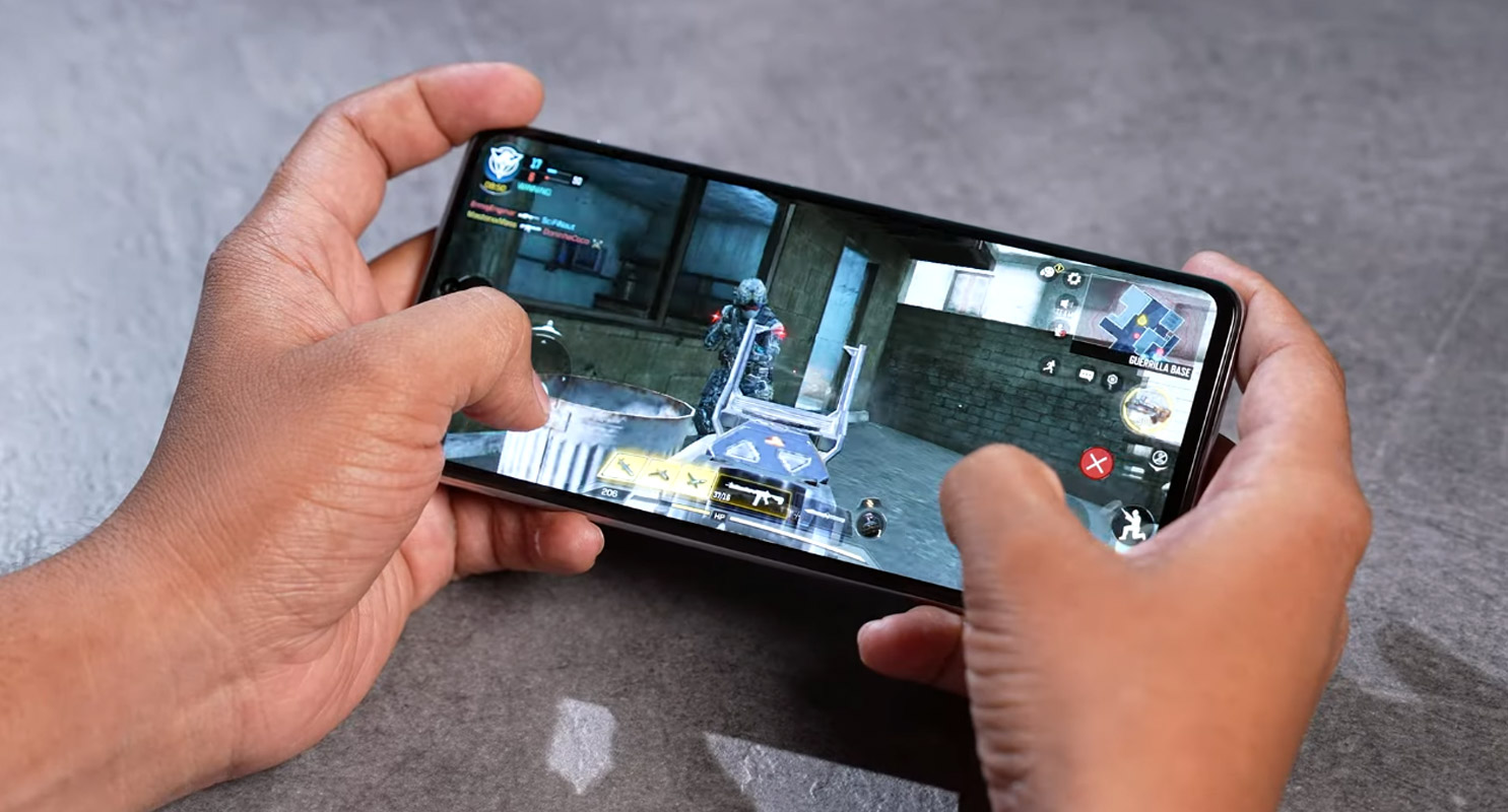 Samsung Galaxy F54 5G game play