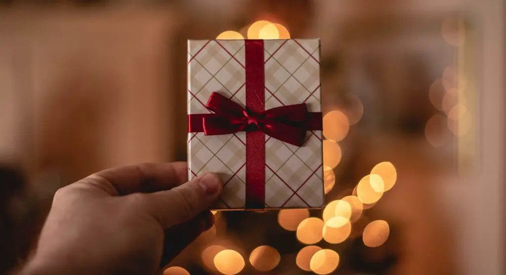 Claim Amazon Credit when you buy Apple Gift Card