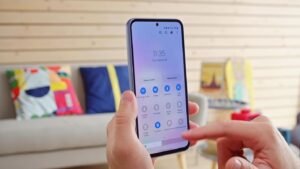 Samsung Galaxy A54 5G Android 14 Notification Bar