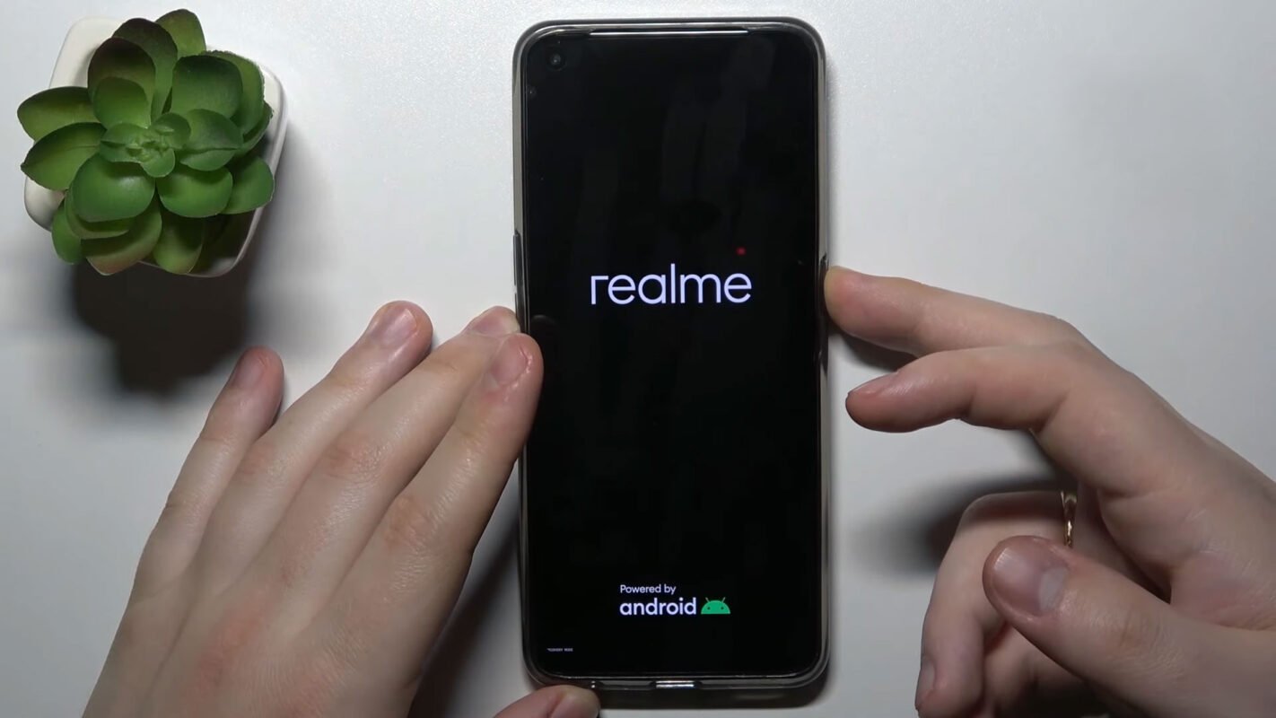 Realme 16 Pro Boot Screen